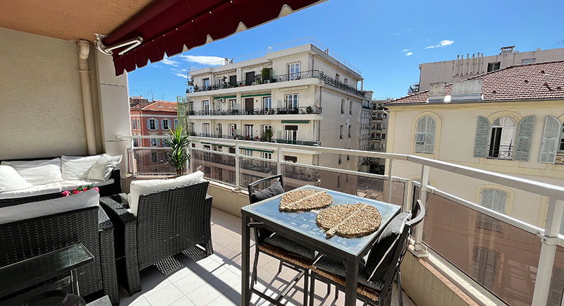 rue de l'Hotel des Postes 30, Nice, 1 Bedroom Bedrooms, ,1 BathroomBathrooms,Lägenheter,Till salu,rue de l'Hotel des Postes,1305