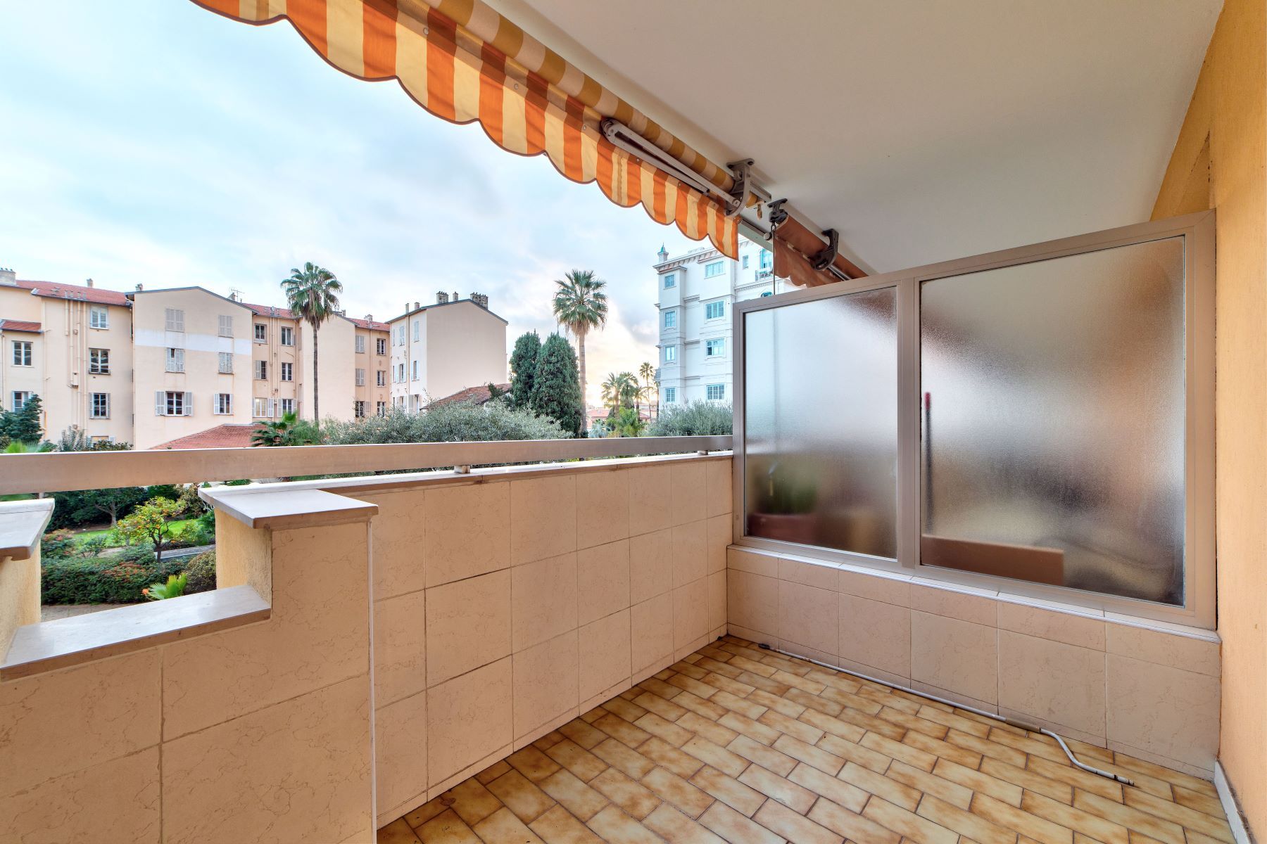 Menton, 1 Bedroom Bedrooms, ,1 BathroomBathrooms,Apartments,For sale,1360