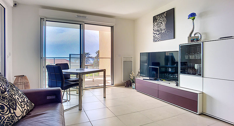 Av Raoul Dufy 86, Nice, 2 Bedrooms Bedrooms, ,1 BathroomBathrooms,Lägenheter,Till salu,Av Raoul Dufy,1400