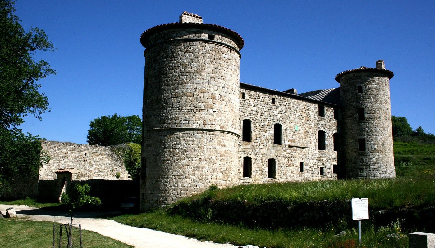 Genestelle, 0 , 0 ,0,Radhus / Byhus,Till salu,0,1412