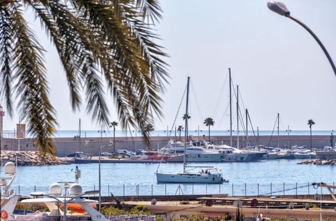 Menton, 1 Bedroom Bedrooms, 0 ,1 BathroomBathrooms,Lägenheter,Till salu,0,1416