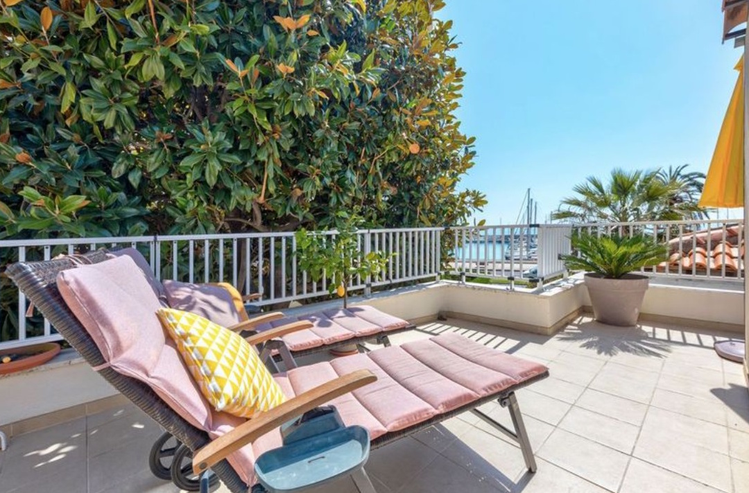 Menton, 1 Bedroom Bedrooms, 0 ,1 BathroomBathrooms,Lägenheter,Till salu,0,1416