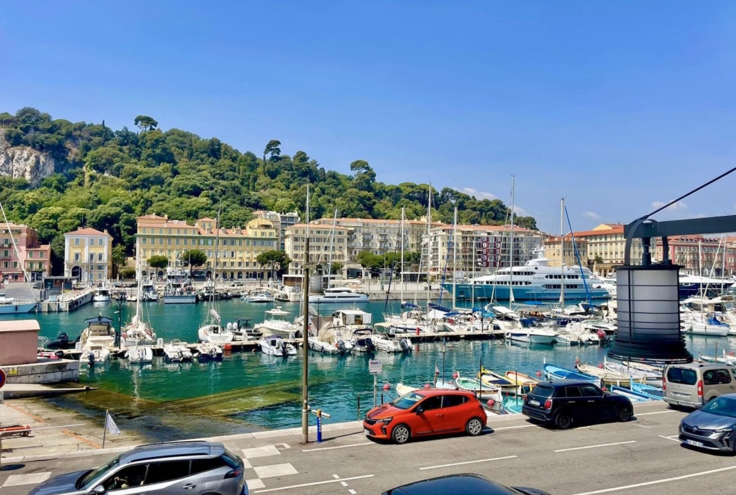 0 , 0 ,1 BathroomBathrooms,Lägenheter,Till salu,0,1424