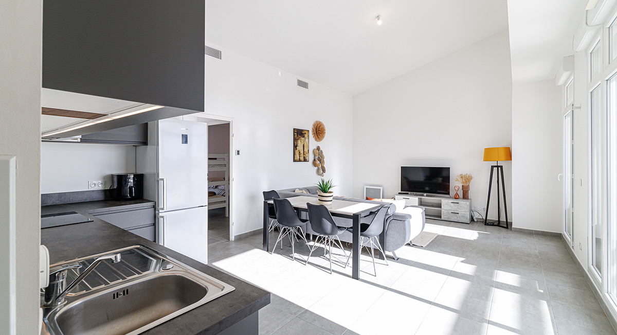 Rue de Cannes 40, Cannes la Bocca, 2 Bedrooms Bedrooms, 0 ,1 BathroomBathrooms,Lägenheter,Till salu,Rue de Cannes,0,1458