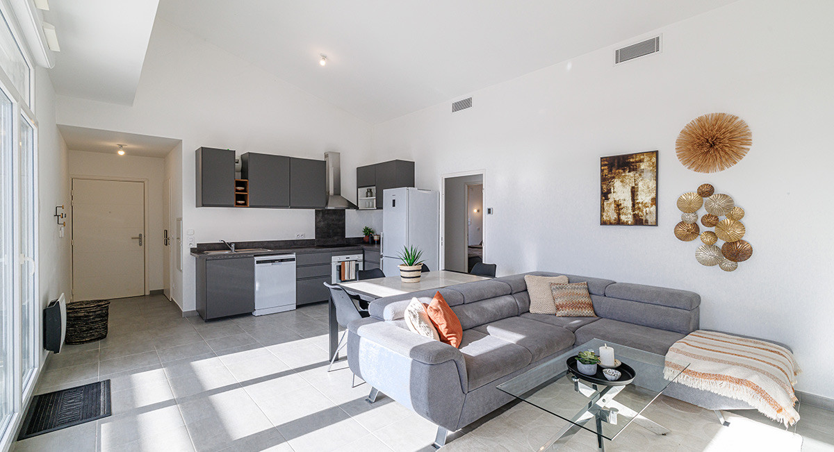 Rue de Cannes 40, Cannes la Bocca, 2 Bedrooms Bedrooms, 0 ,1 BathroomBathrooms,Lägenheter,Till salu,Rue de Cannes,0,1458